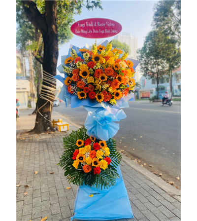 Kệ hoa khai trương 002