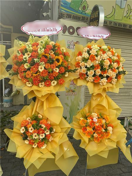 Kệ hoa khai trương 016